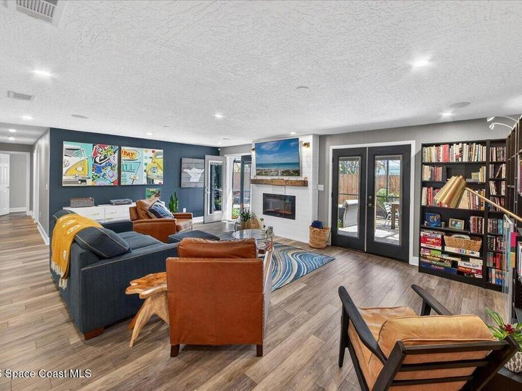 169 Glenwood Avenue, Satellite Beach, FL 32937