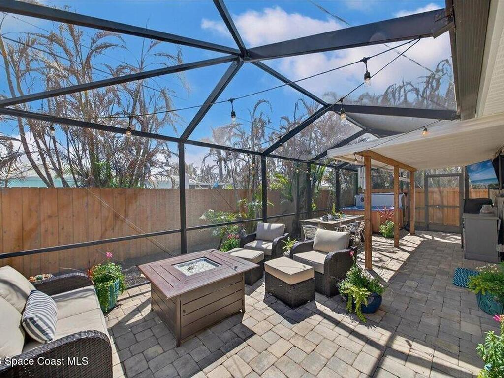 169 Glenwood Avenue, Satellite Beach, FL 32937