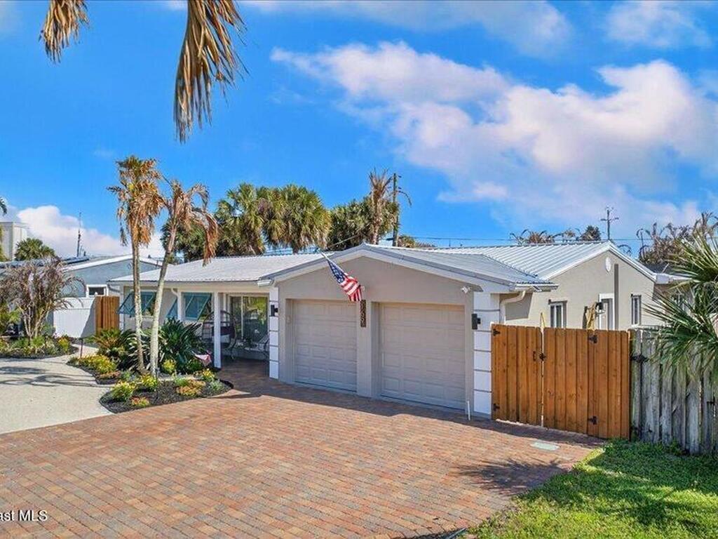 169 Glenwood Avenue, Satellite Beach, FL 32937