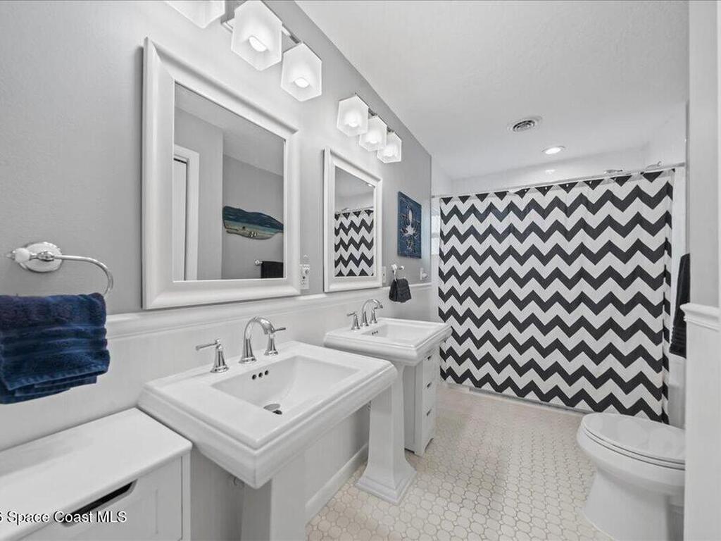 565 Heron Drive, Merritt Island, FL 32952