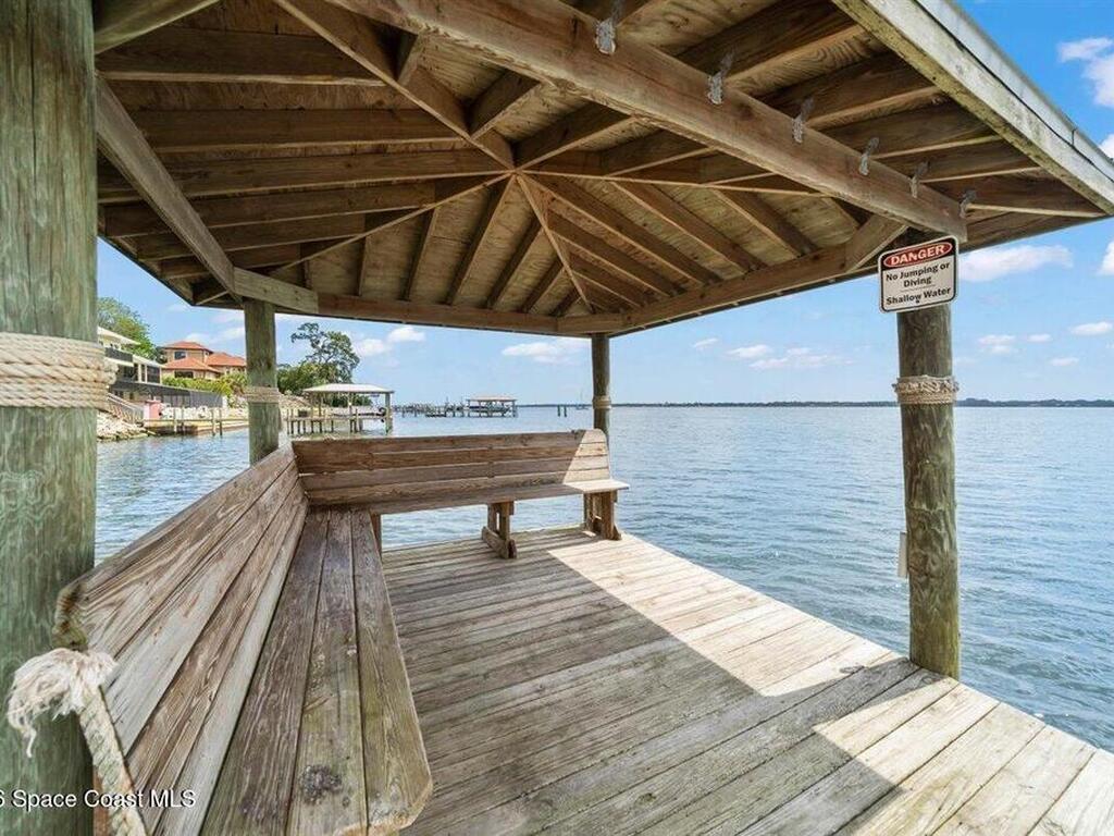 565 Heron Drive, Merritt Island, FL 32952