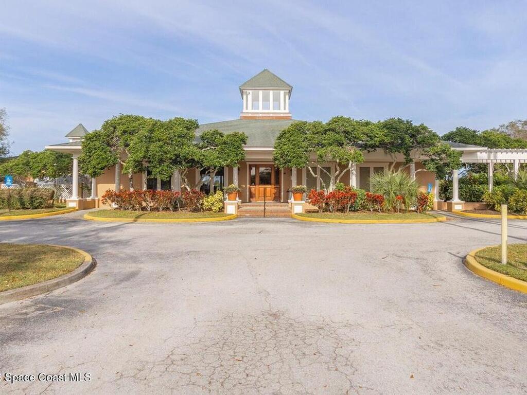881 Glen Abbey Way, Melbourne, FL 32940