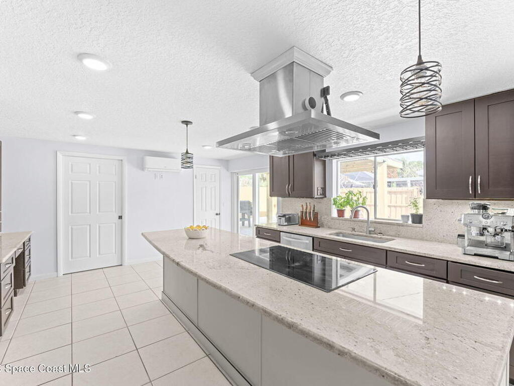 500 Seabreeze Drive, Indialantic, FL 32903