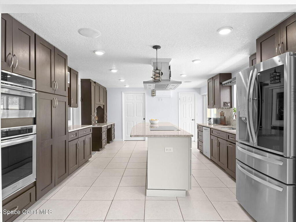 500 Seabreeze Drive, Indialantic, FL 32903