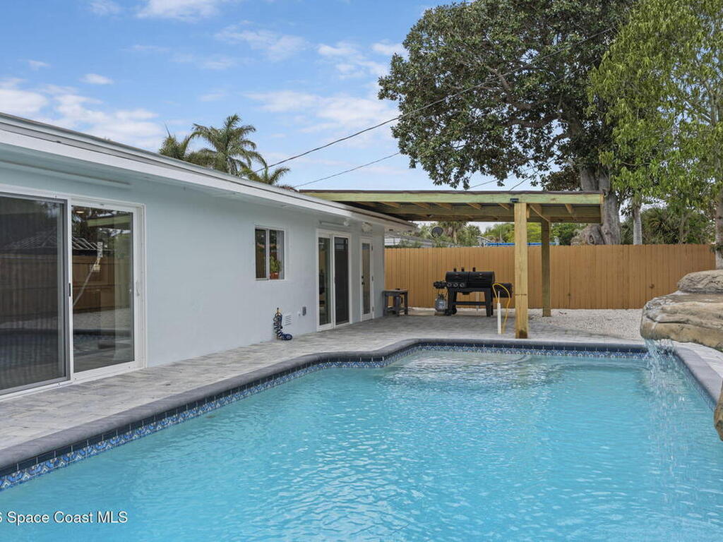 500 Seabreeze Drive, Indialantic, FL 32903