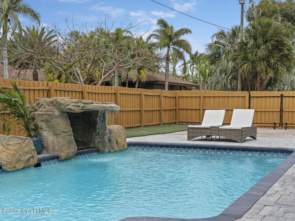 500 Seabreeze Drive, Indialantic, FL 32903
