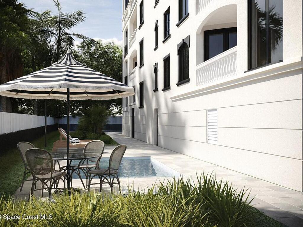 327 Wilson Avenue, Cocoa Beach, FL 32931