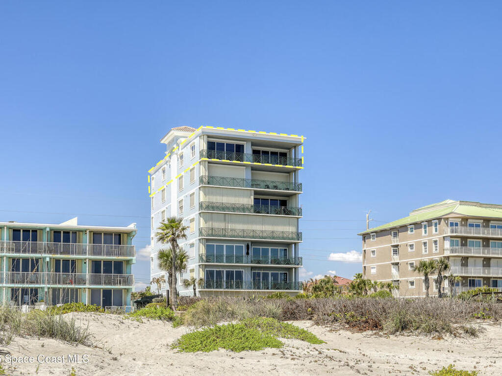 2485 S Atlantic Avenue, Cocoa Beach, FL 32931