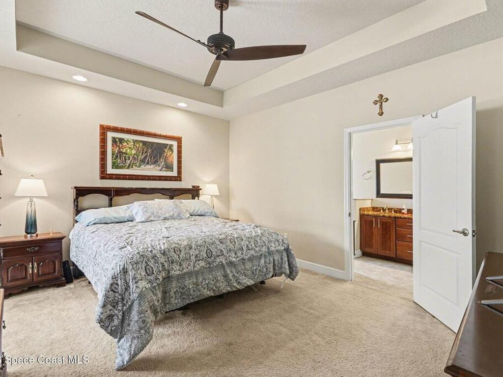 622 Hollow Glen Drive, Titusville, FL 32780