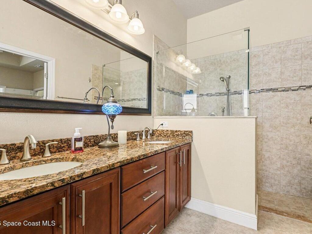 622 Hollow Glen Drive, Titusville, FL 32780