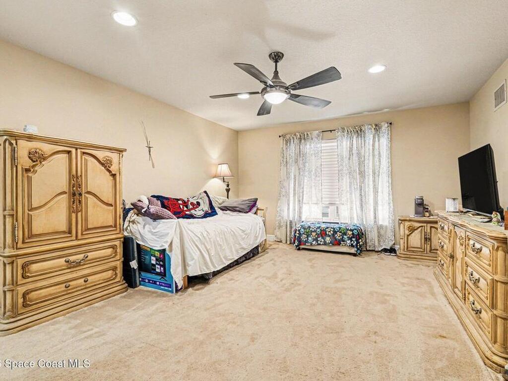 622 Hollow Glen Drive, Titusville, FL 32780