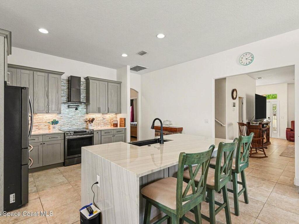 622 Hollow Glen Drive, Titusville, FL 32780