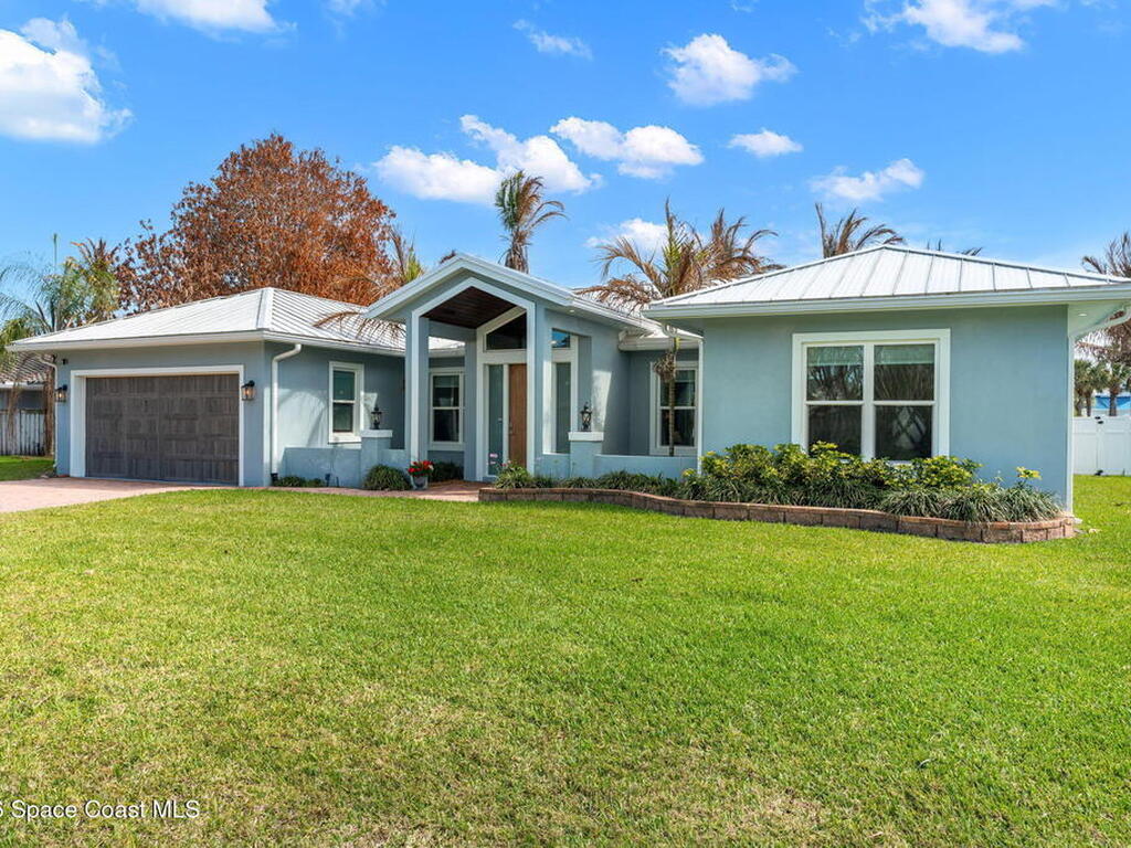 112 Cat Cay Lane, Indian Harbour Beach, FL 32937