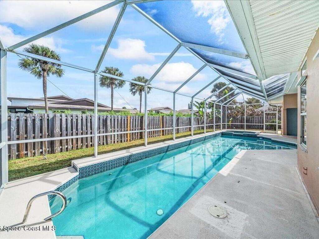 476 Veracruz Boulevard, Indialantic, FL 32903