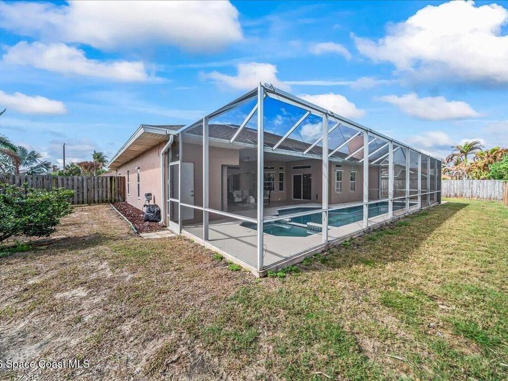476 Veracruz Boulevard, Indialantic, FL 32903