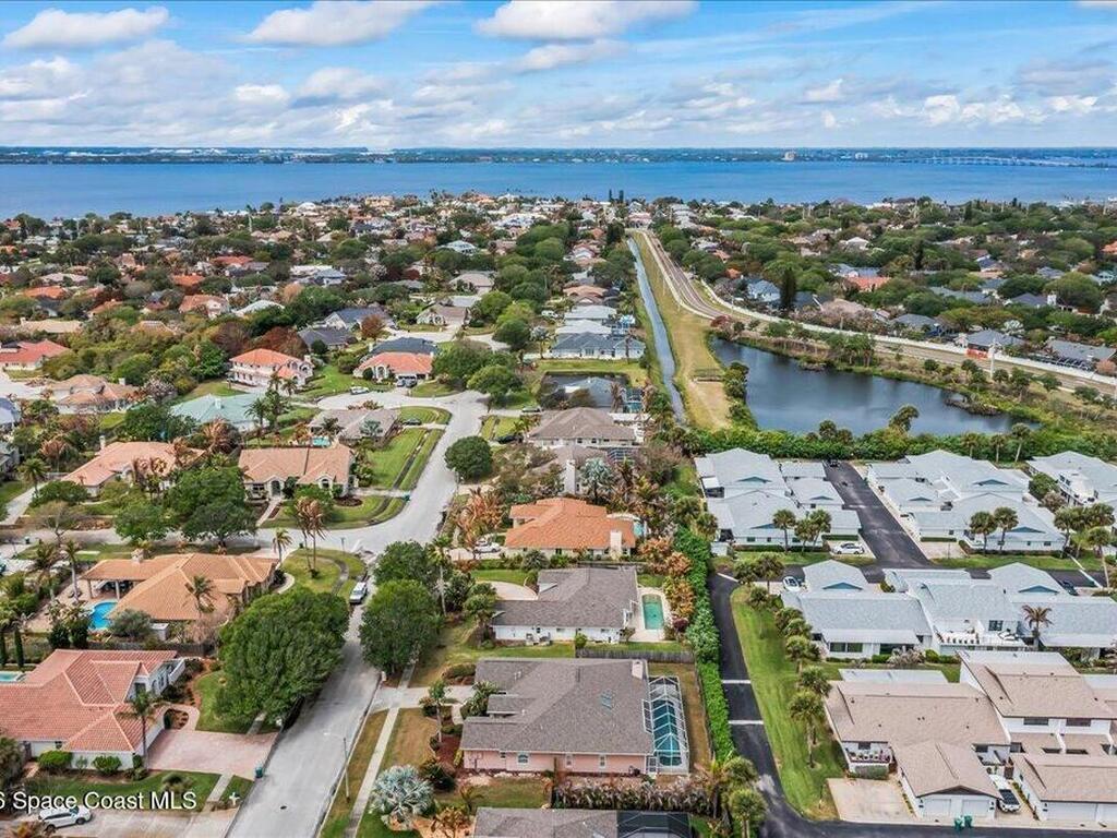 476 Veracruz Boulevard, Indialantic, FL 32903