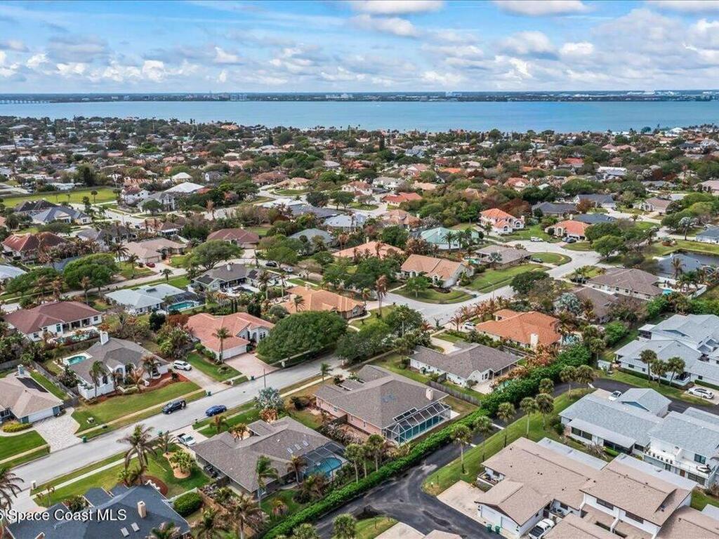 476 Veracruz Boulevard, Indialantic, FL 32903
