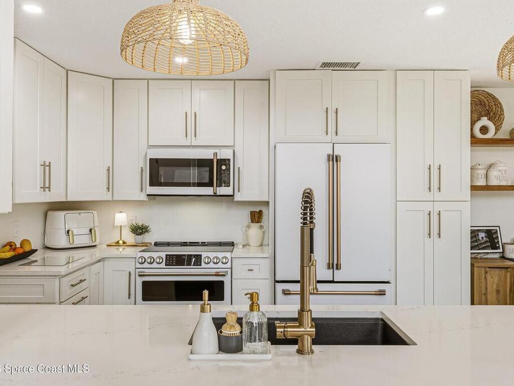 864 Brookstone Drive, Merritt Island, FL 32952