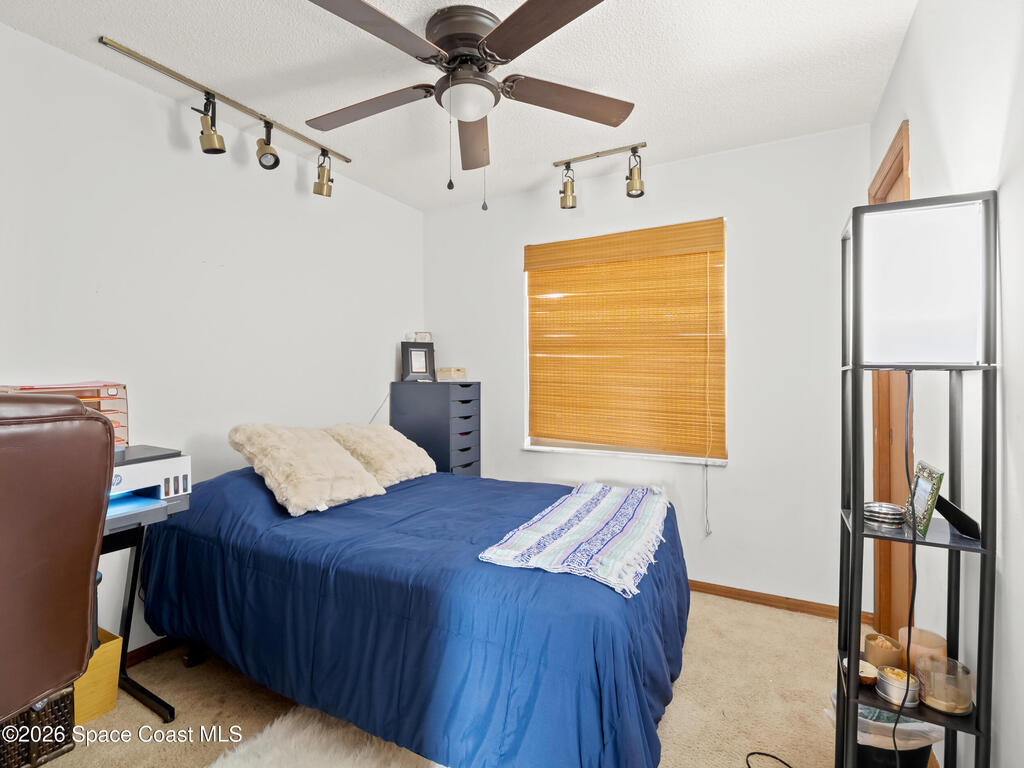 1190 Shady Lane, Merritt Island, FL 32952