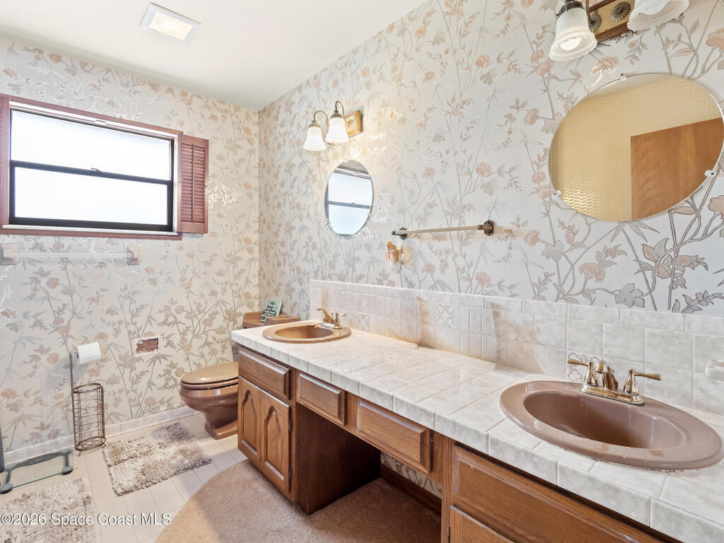 1190 Shady Lane, Merritt Island, FL 32952
