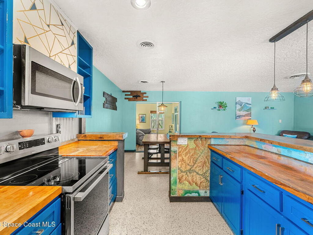 325 Apollo Drive, Satellite Beach, FL 32937