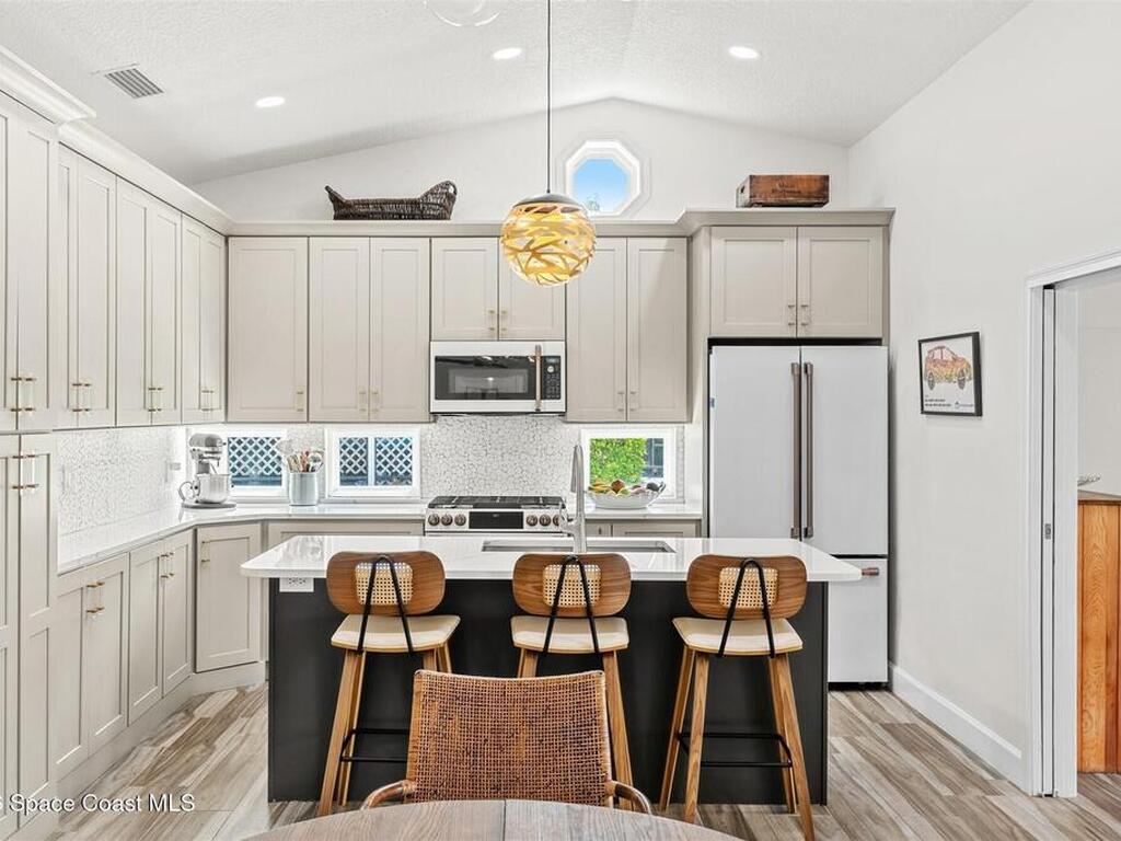 342 Bardmoor Lane, Melbourne, FL 32940