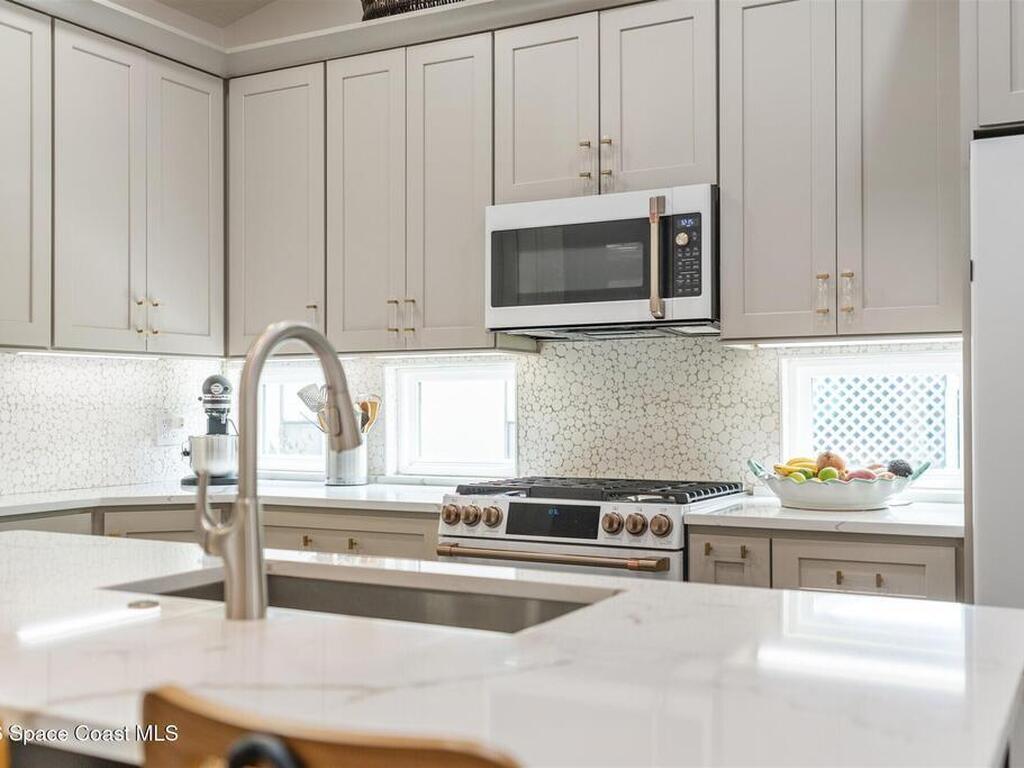 342 Bardmoor Lane, Melbourne, FL 32940