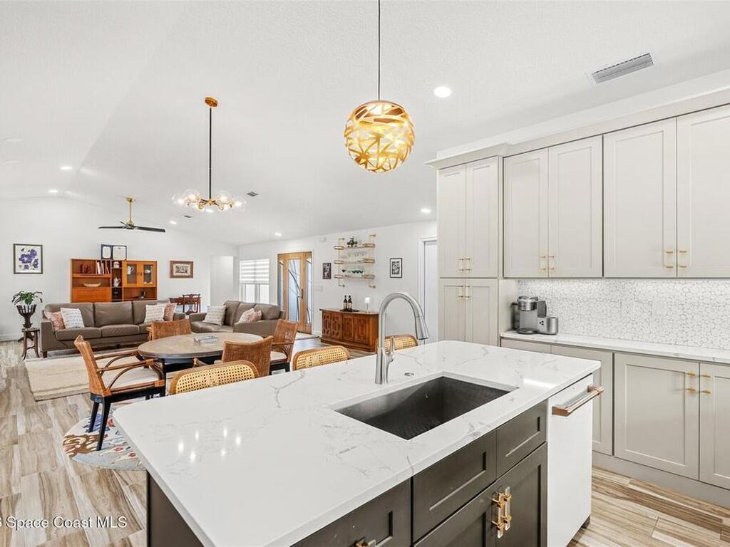 342 Bardmoor Lane, Melbourne, FL 32940