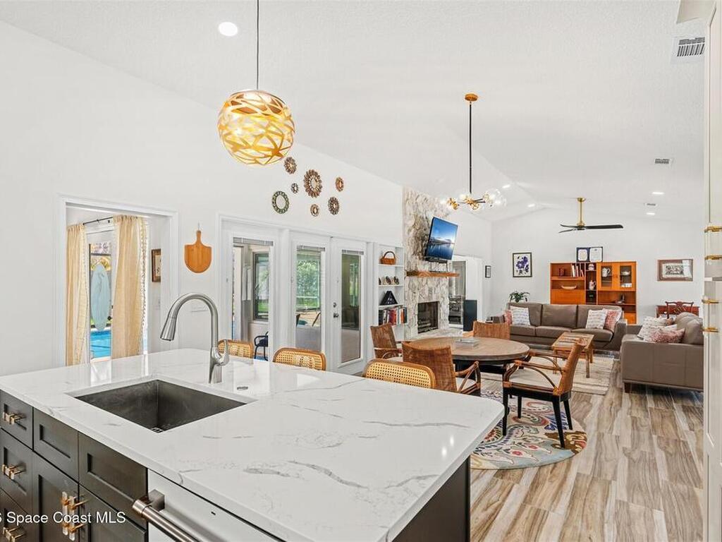 342 Bardmoor Lane, Melbourne, FL 32940