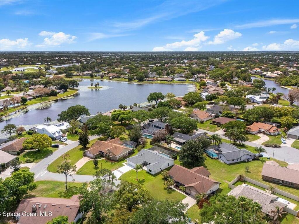 342 Bardmoor Lane, Melbourne, FL 32940