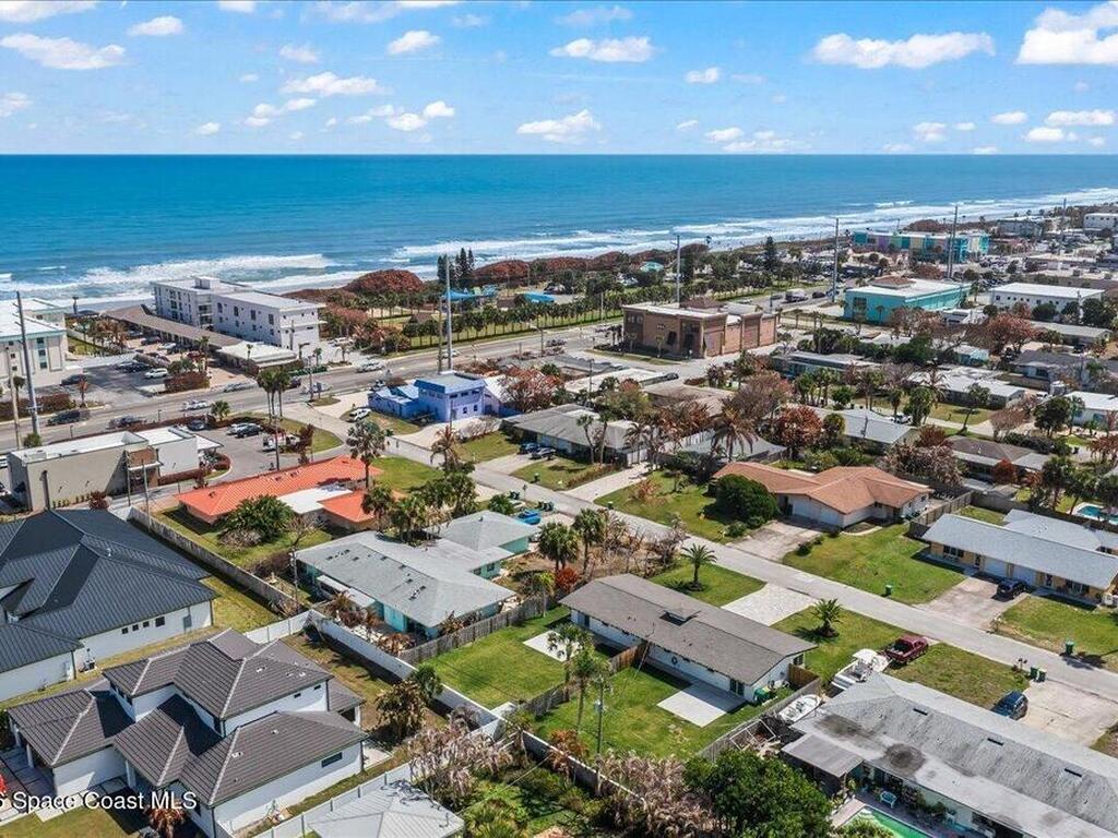 120 &122 1st Avenue, Indialantic, FL 32903