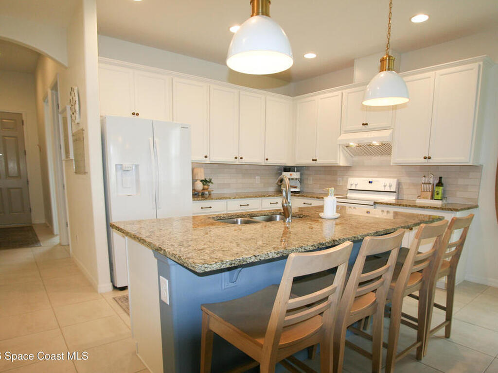 3308 Ribbon Grass Drive, Melbourne, FL 32940