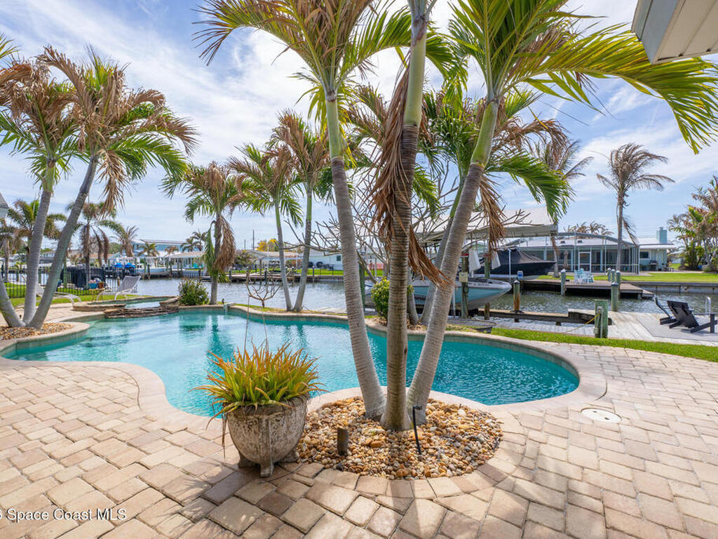 511 Eleuthera Lane, Indian Harbour Beach, FL 32937