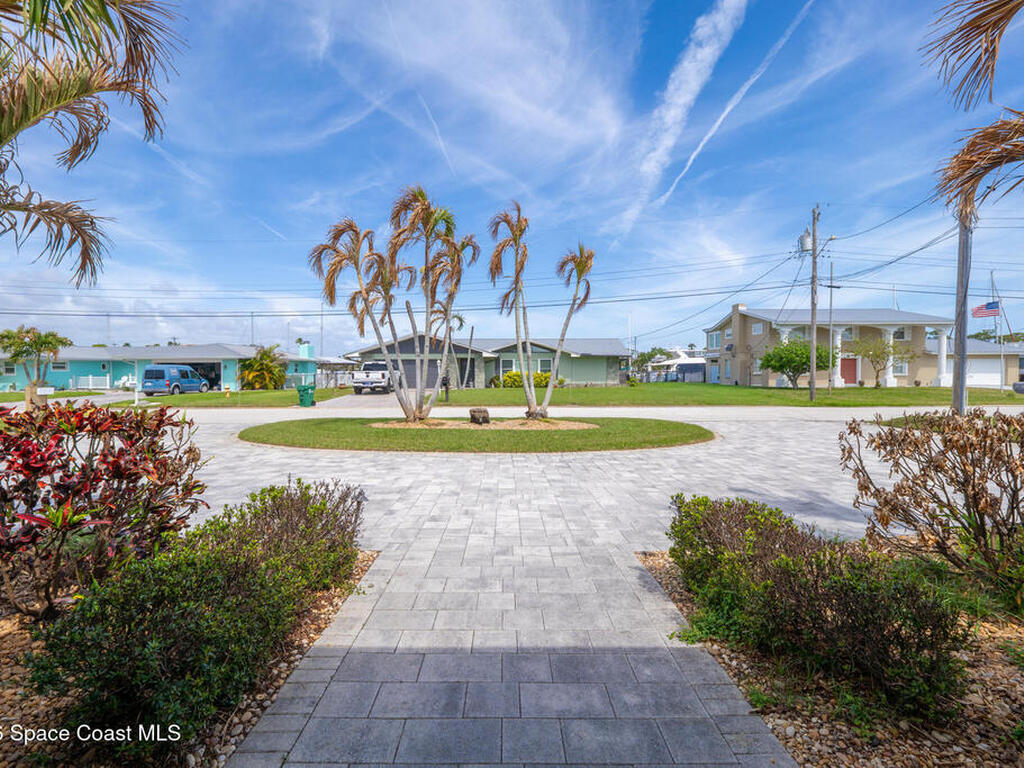 511 Eleuthera Lane, Indian Harbour Beach, FL 32937