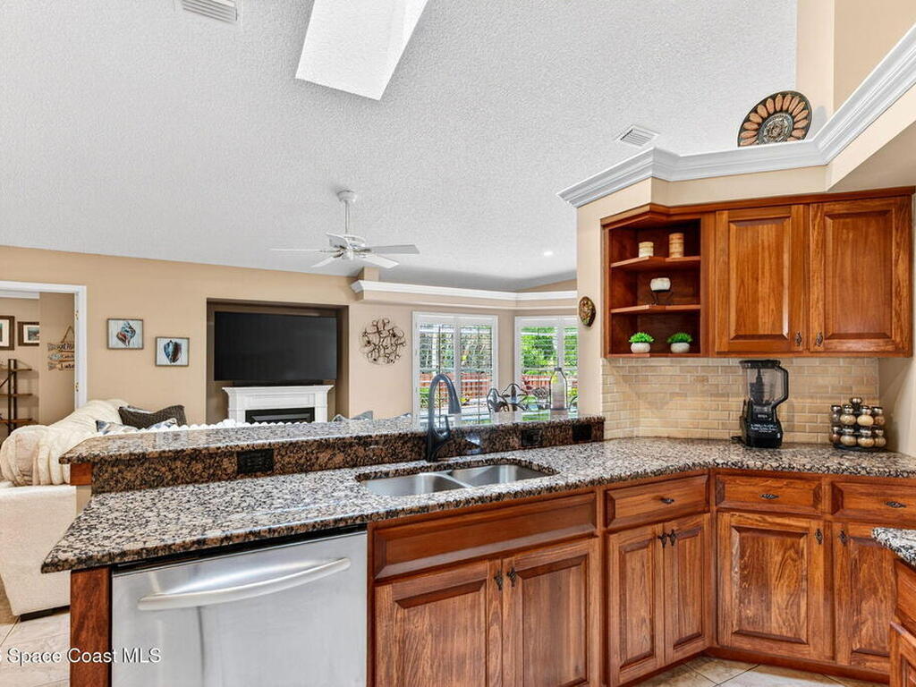5122 Cocoplum Avenue, Melbourne, FL 32940
