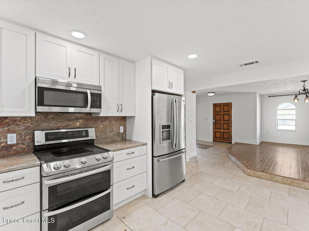3670 S Tropical Trail, Merritt Island, FL 32952