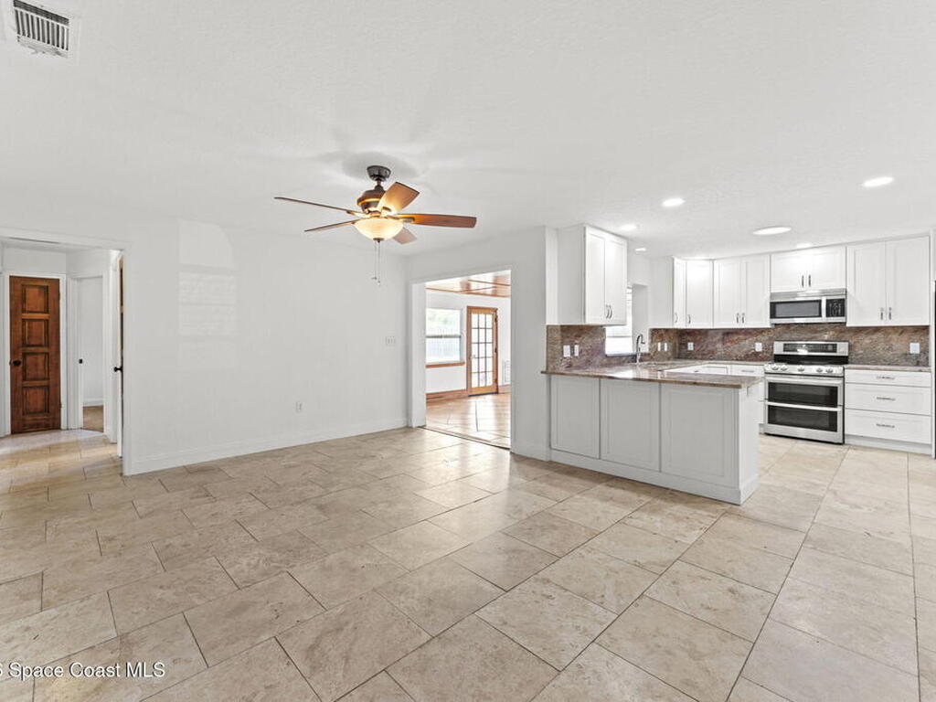 3670 S Tropical Trail, Merritt Island, FL 32952