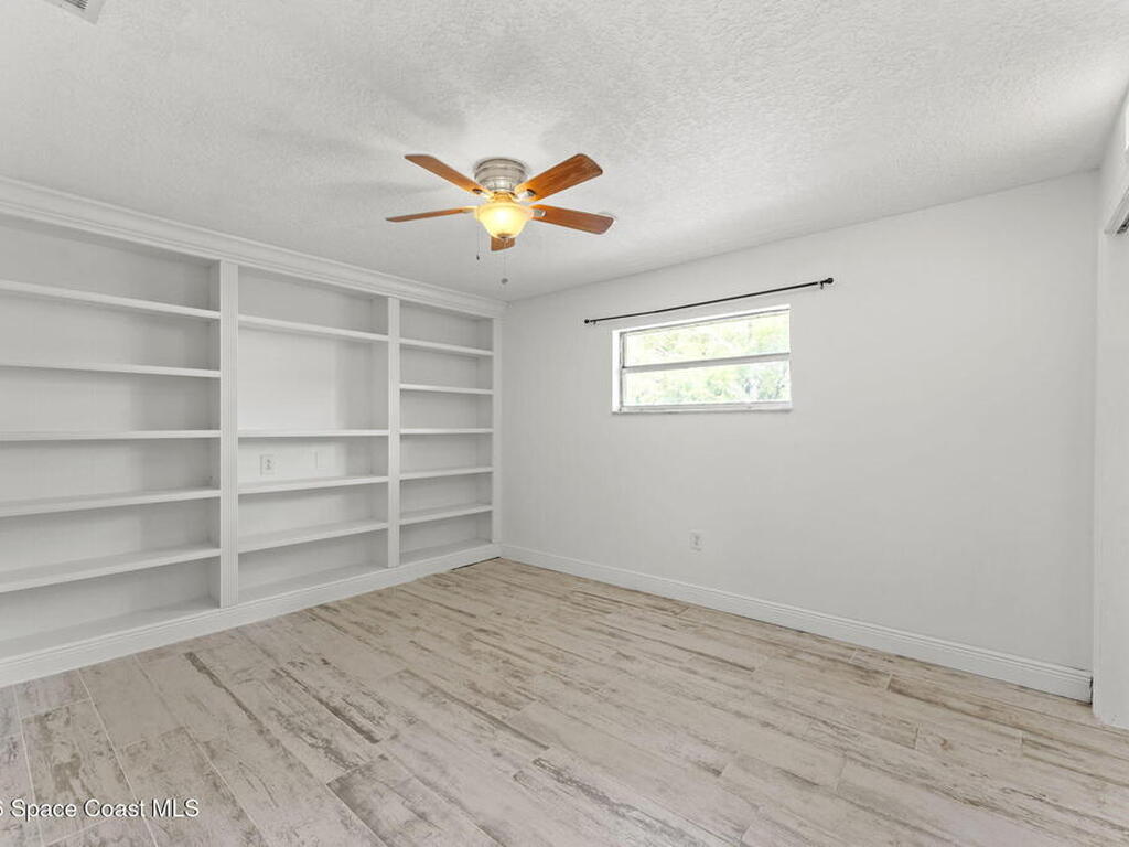 3670 S Tropical Trail, Merritt Island, FL 32952