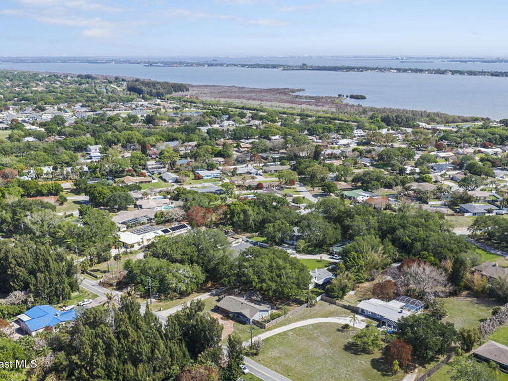 3670 S Tropical Trail, Merritt Island, FL 32952