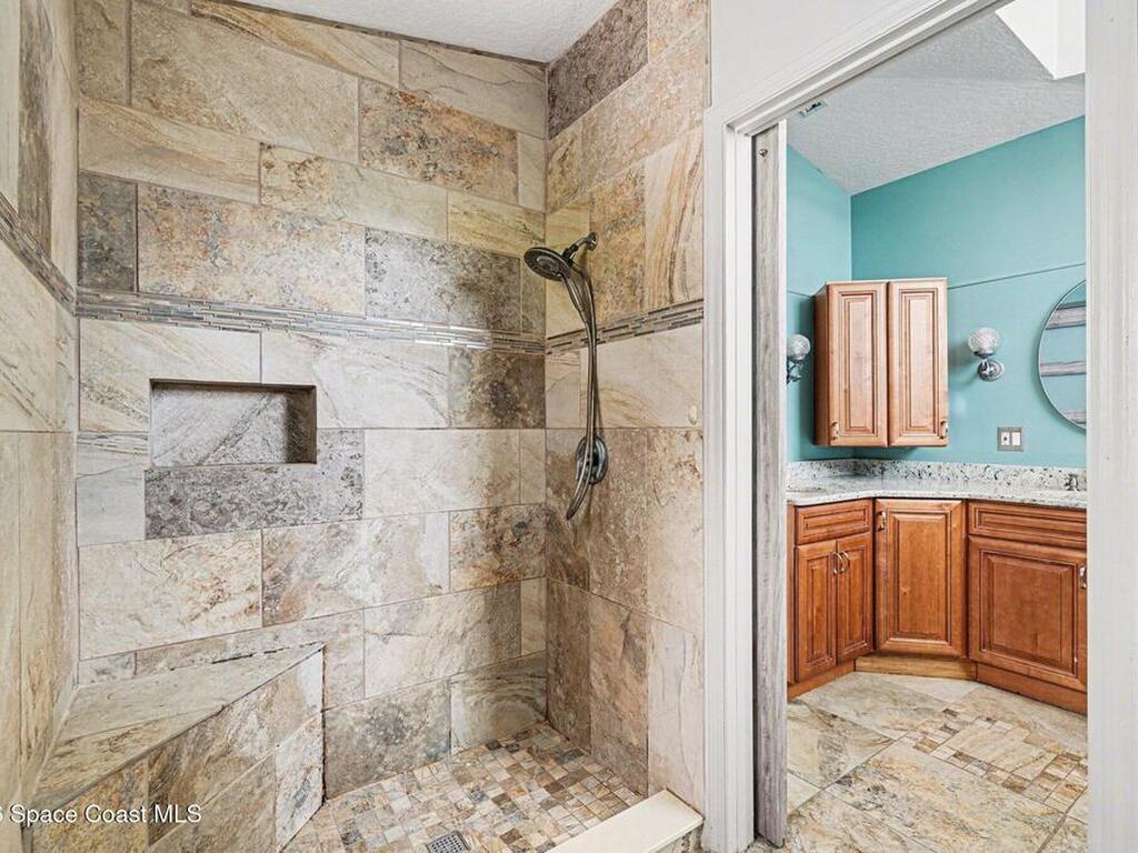 270 Oak Haven Drive, Melbourne, FL 32940