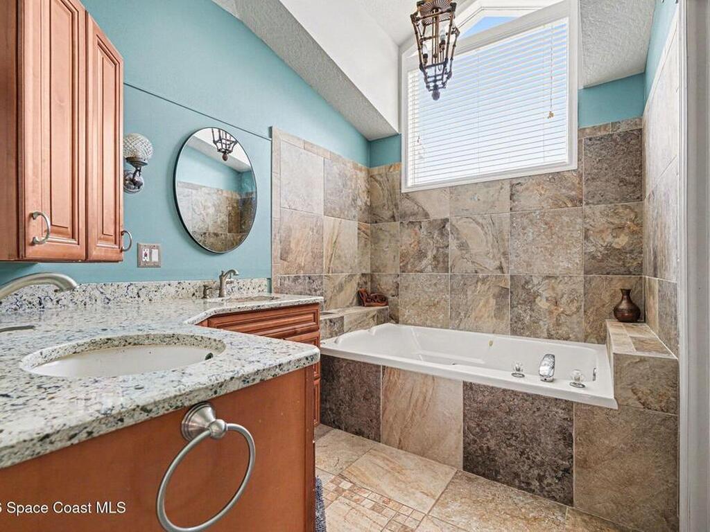 270 Oak Haven Drive, Melbourne, FL 32940