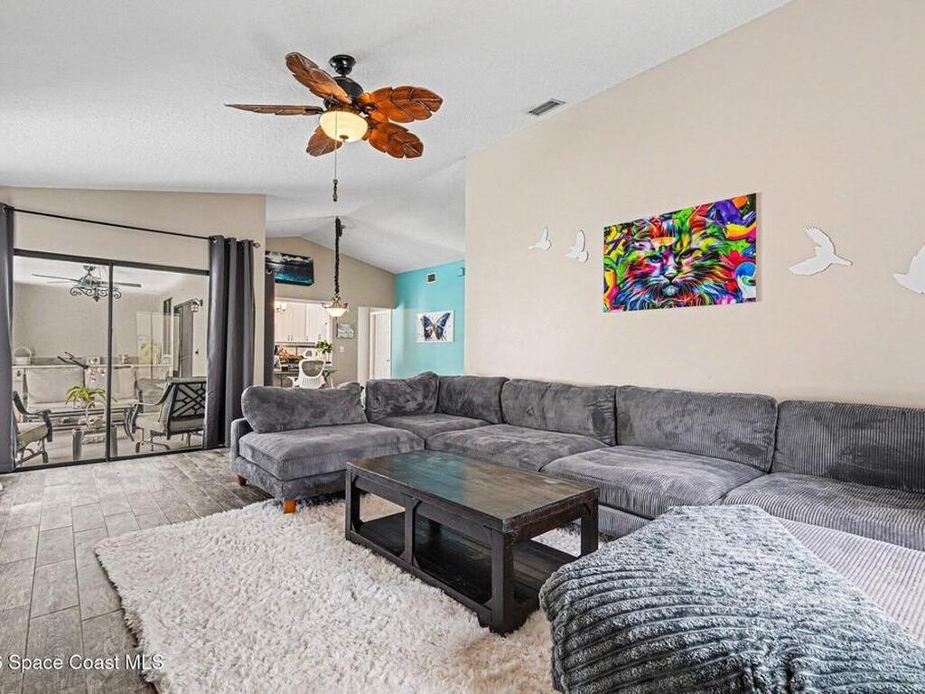 270 Oak Haven Drive, Melbourne, FL 32940