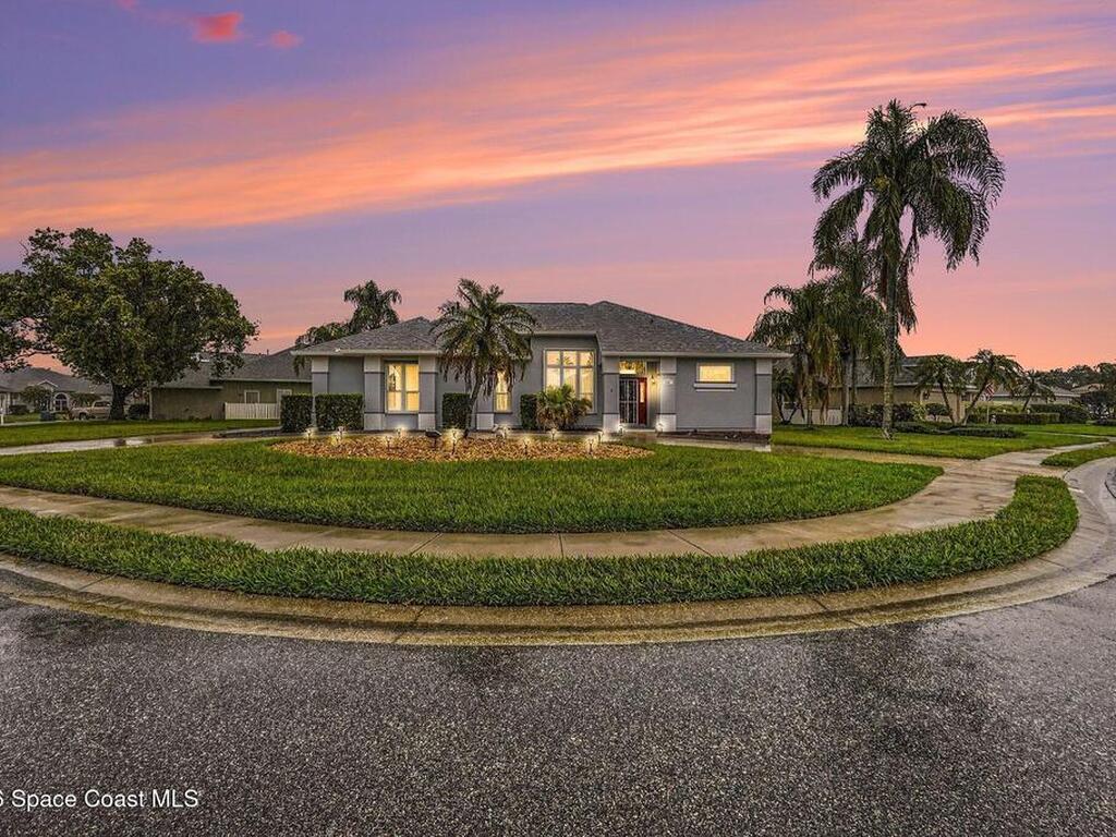 981 Victoria Place, Melbourne, FL 32940