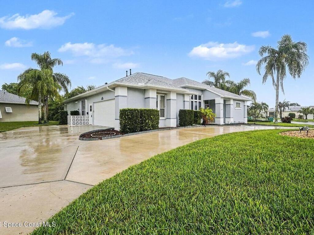 981 Victoria Place, Melbourne, FL 32940