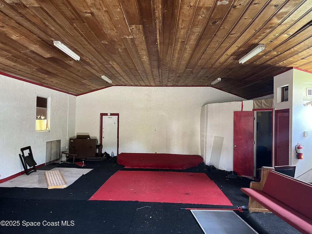 929 S Deleon Avenue, Titusville, FL 32780