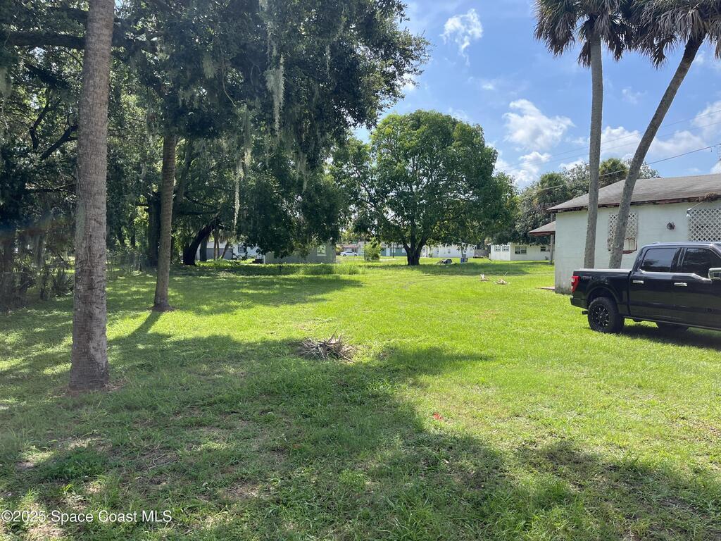 929 S Deleon Avenue, Titusville, FL 32780