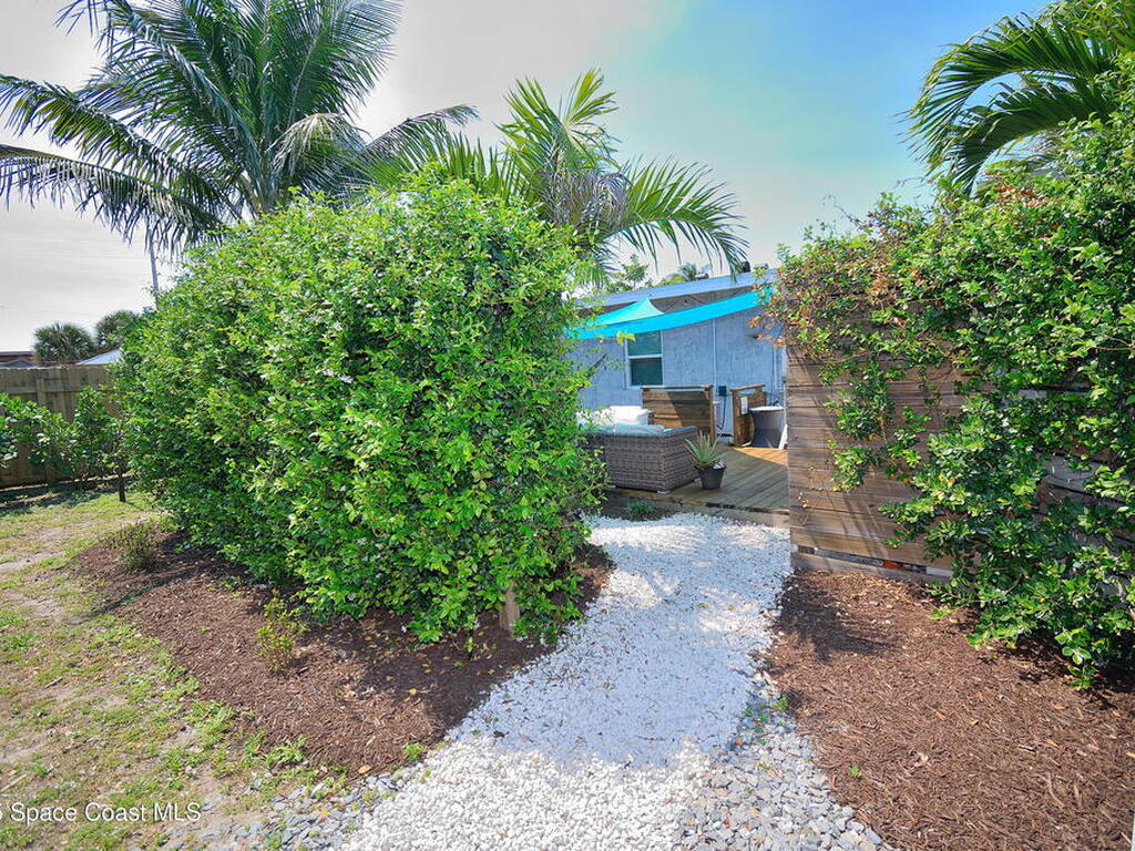 325 N Orlando Avenue, Cocoa Beach, FL 32931