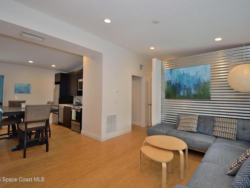 325 N Orlando Avenue, Cocoa Beach, FL 32931