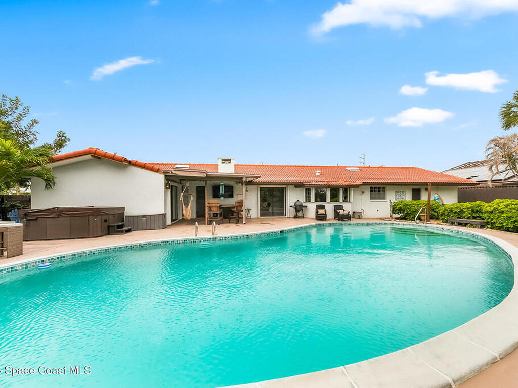 305 Sand Pine Road, Indialantic, FL 32903