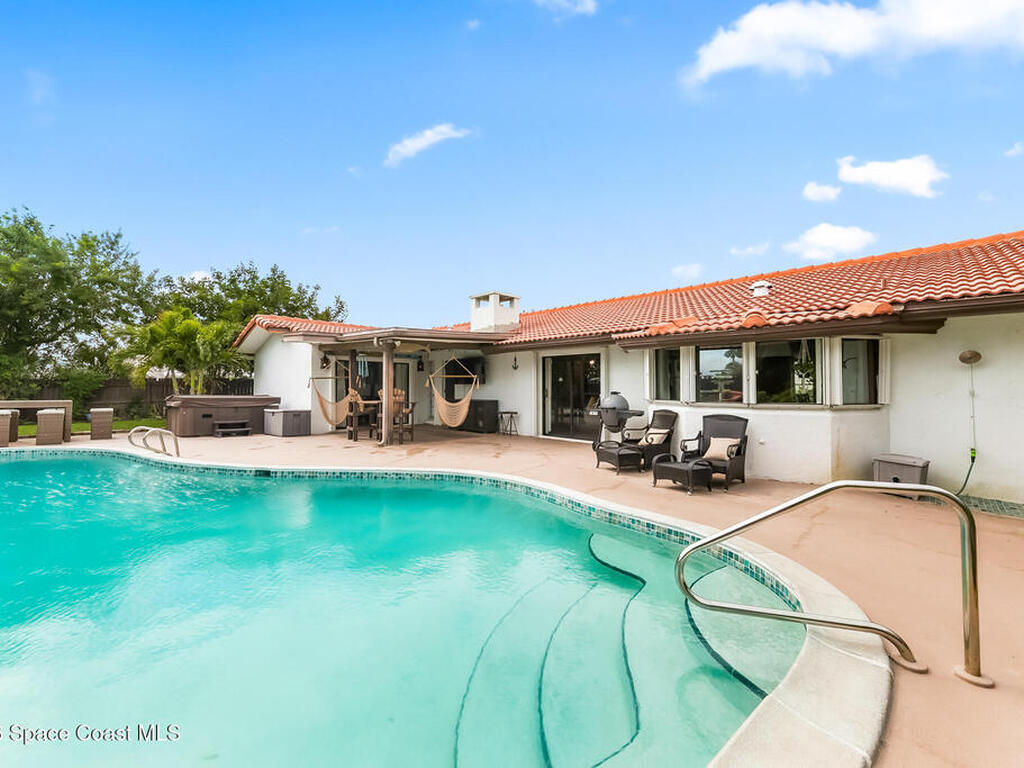 305 Sand Pine Road, Indialantic, FL 32903